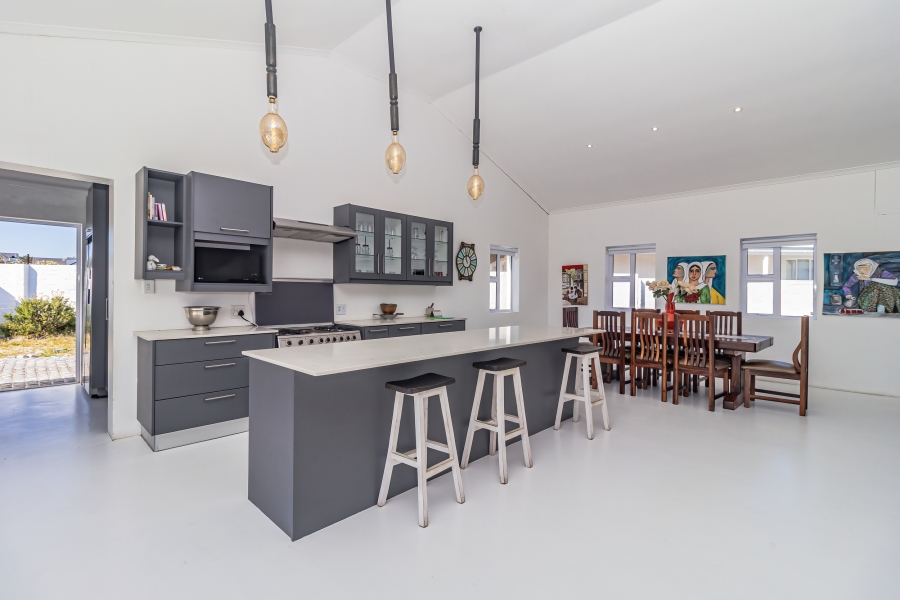 3 Bedroom Property for Sale in Grotto Bay Western Cape